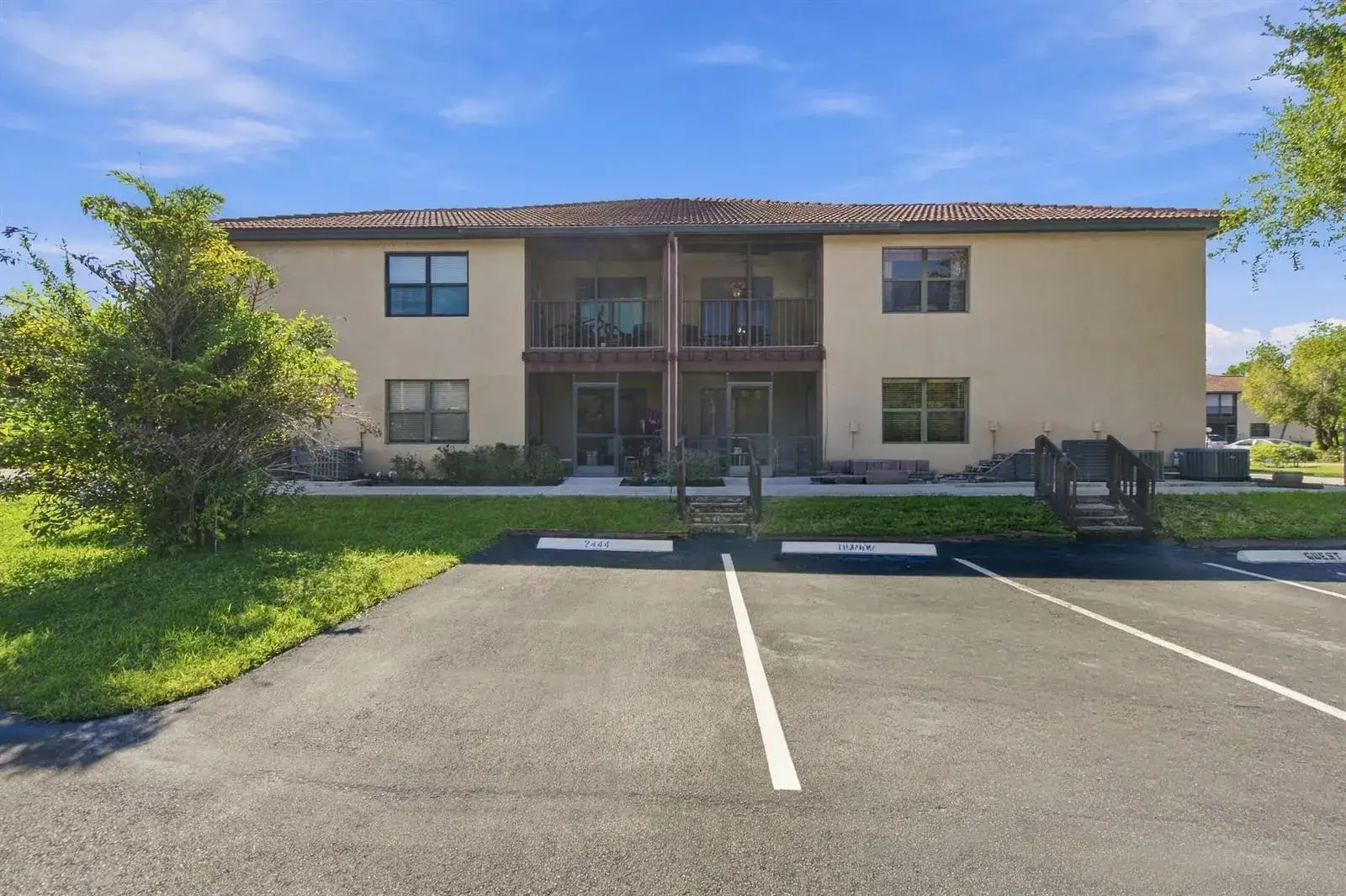 2446 SE GARDEN Terrace # 302, Port St. Lucie FL 34952