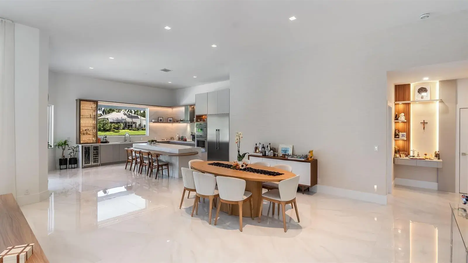 2678 MEADOWOOD Drive, Weston FL 33332