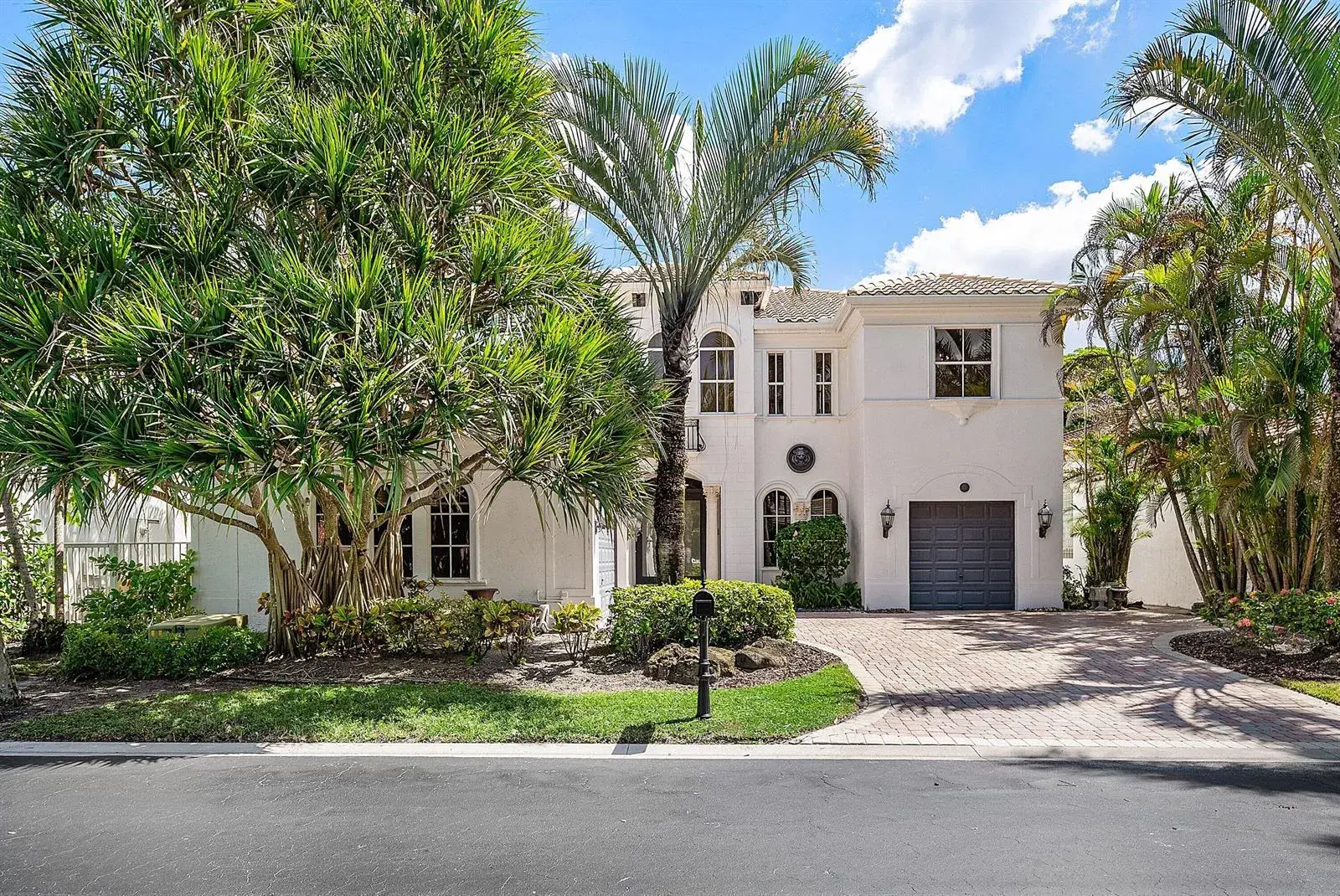 16267 Bristol Pointe Drive, Delray Beach FL 33446