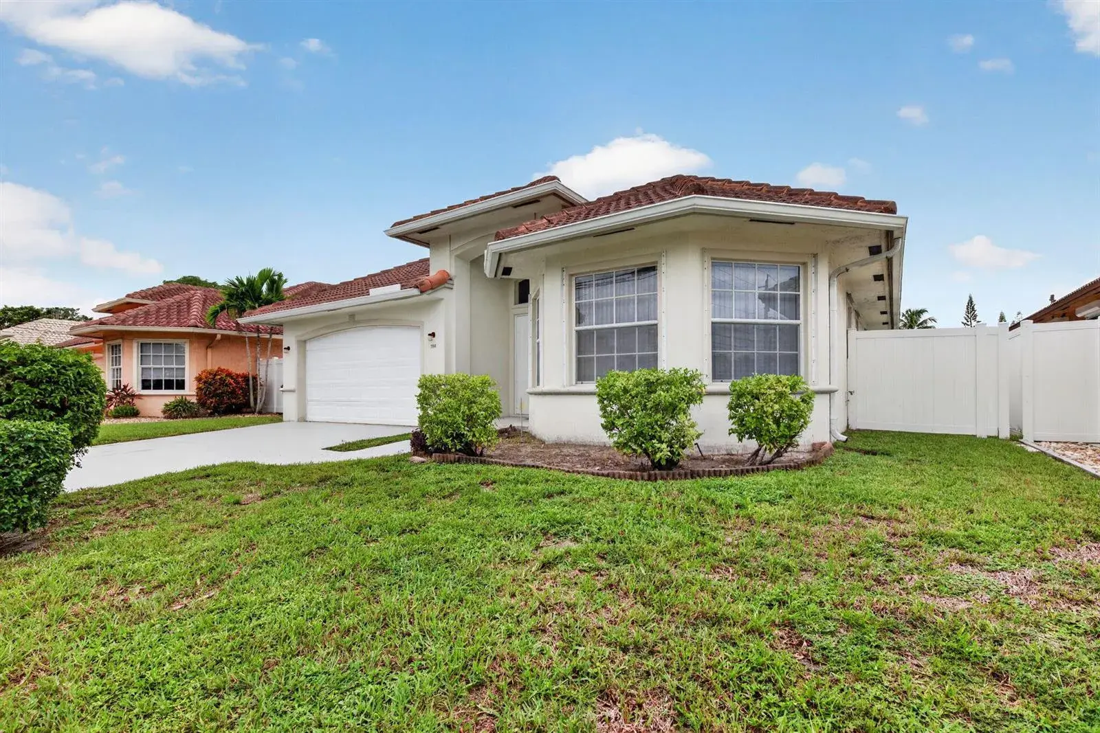 900 SE 2ND Avenue, Dania Beach FL 33004