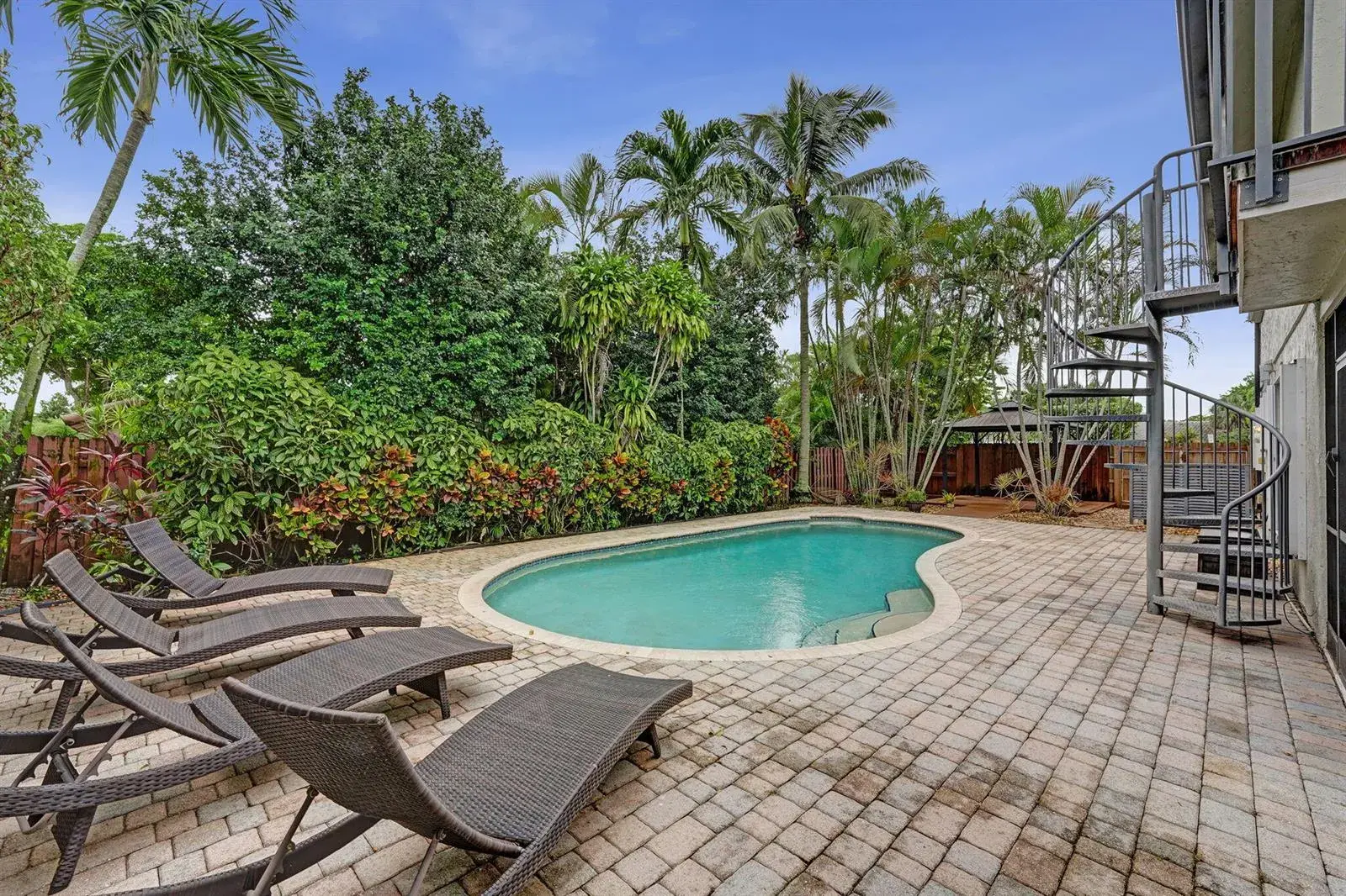 1330 NW 78TH Avenue, Plantation FL 33322