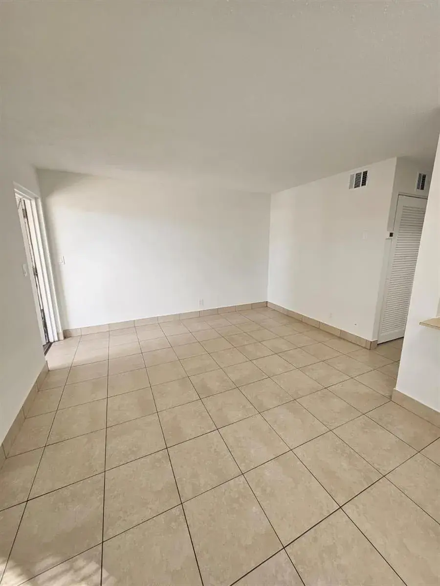 1150 NE 17TH Court # 16, Fort Lauderdale FL 33305