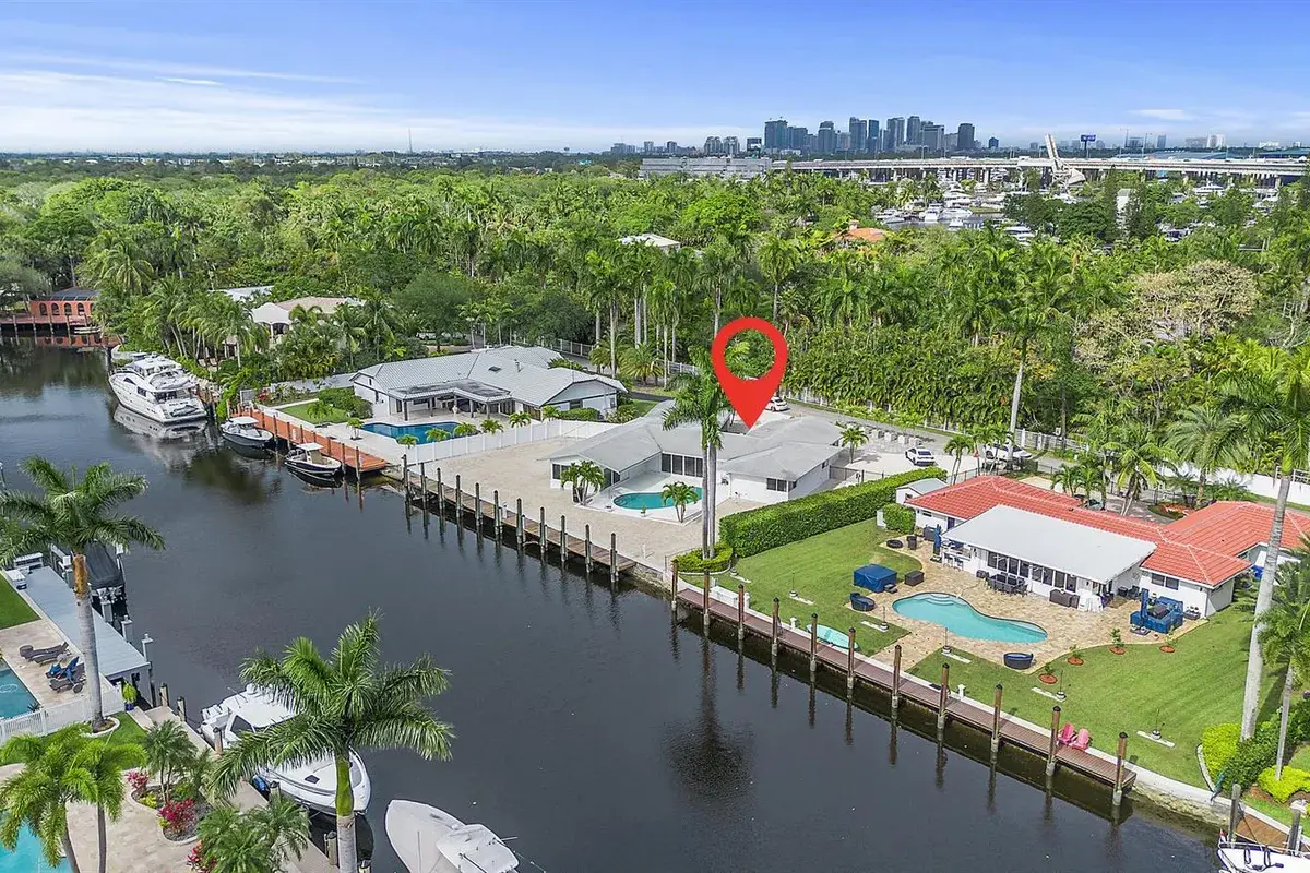 2341 SW 26th Avenue, Fort Lauderdale FL 33312