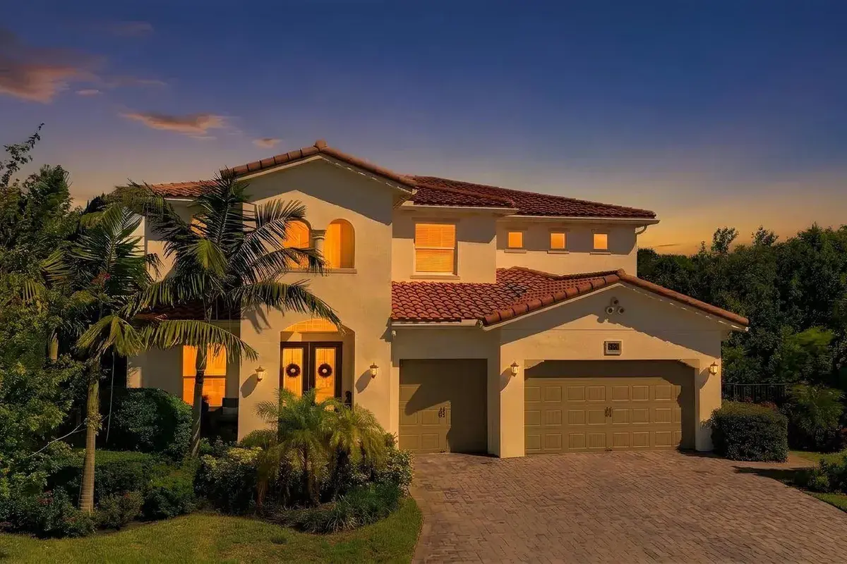 2475 NE Evinrude Circle, Jensen Beach FL 34957