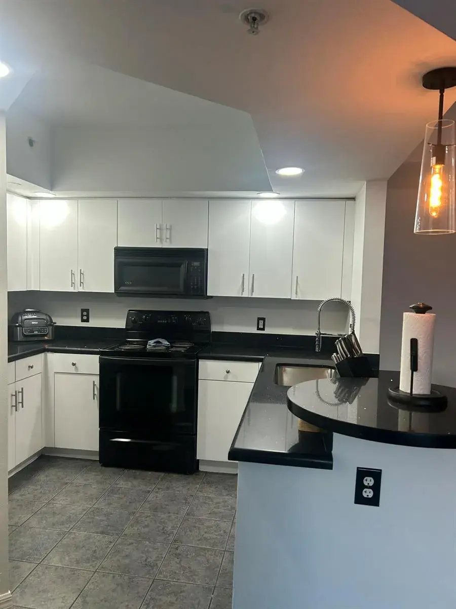 110 N FEDERAL Highway # 502, Fort Lauderdale FL 33301
