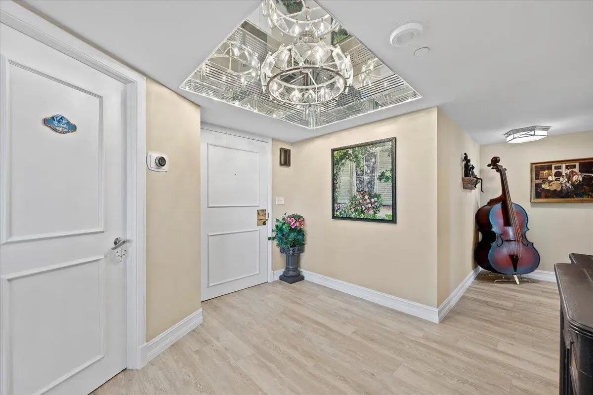 100 LAKESHORE Drive # 2156, North Palm Beach FL 33408