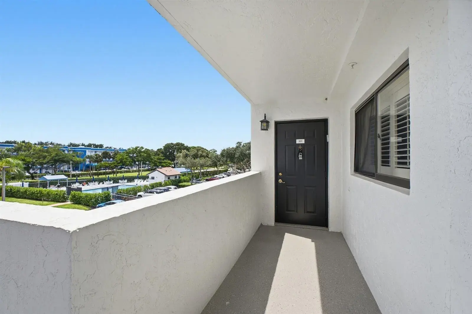 4725 LUCERNE LAKES Boulevard E # 301, Lake Worth FL 33467