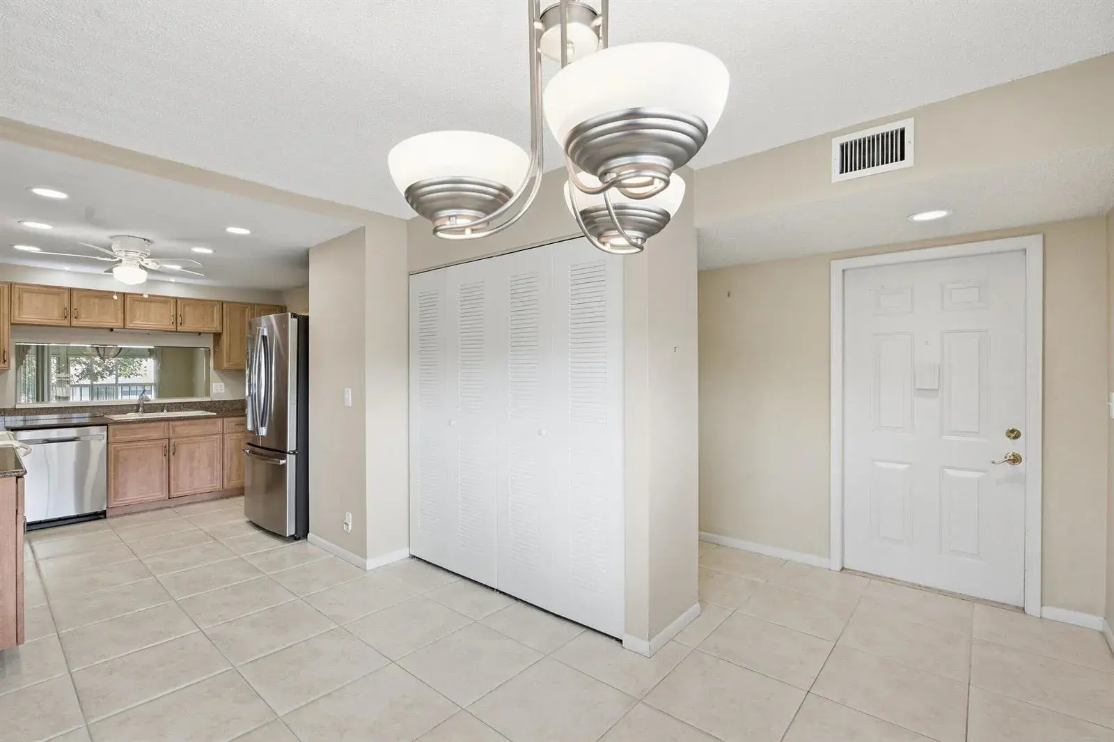 4725 LUCERNE LAKES Boulevard E # 301, Lake Worth FL 33467
