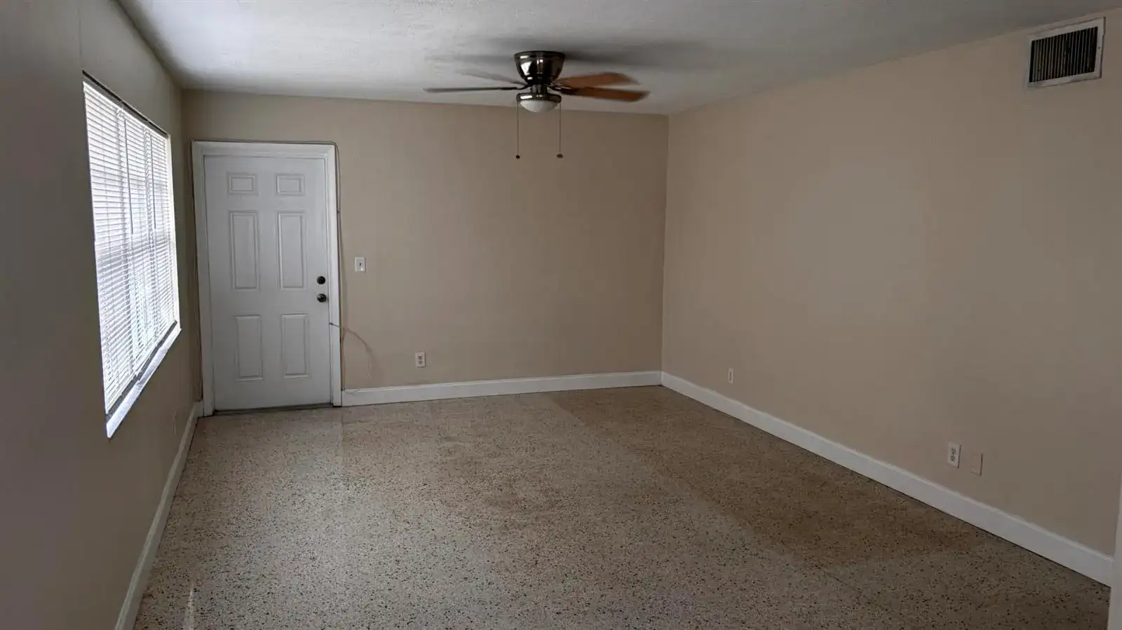 250 NE 40TH Street # 38, Oakland Park FL 33334 photo 4