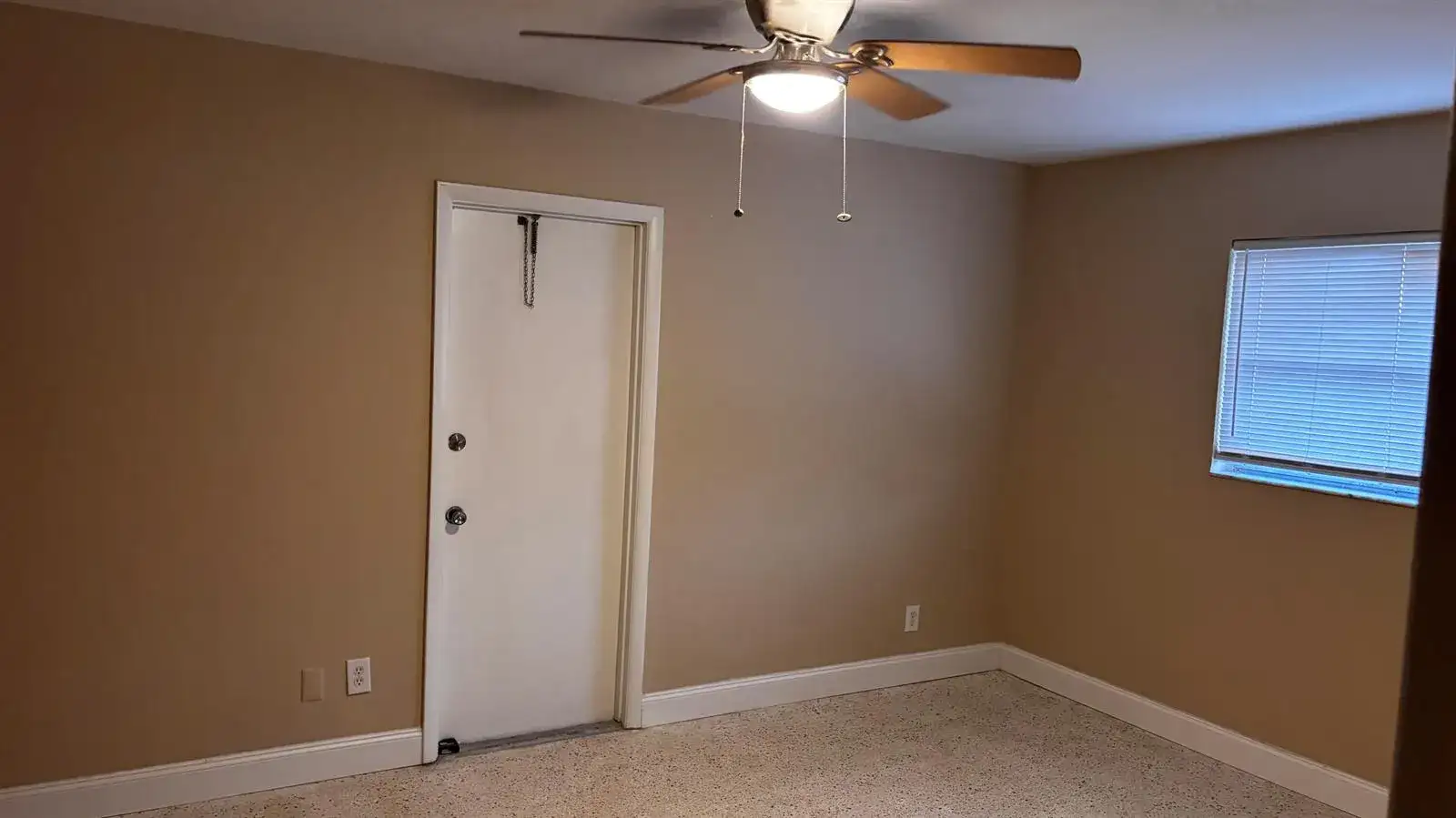250 NE 40TH Street # 38, Oakland Park FL 33334 photo 5