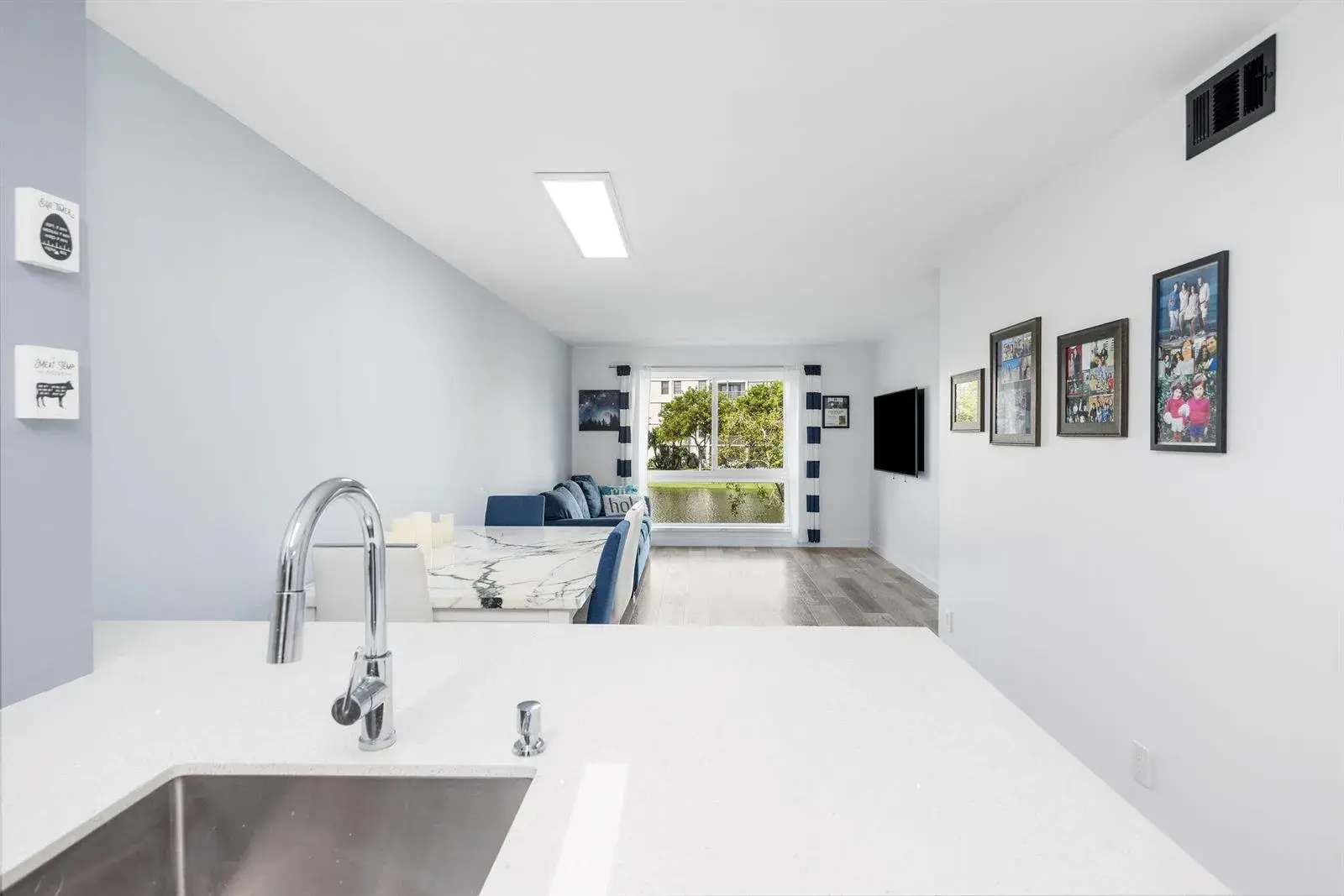 2106 S Cypress Bend Drive # 207, Pompano Beach FL 33069