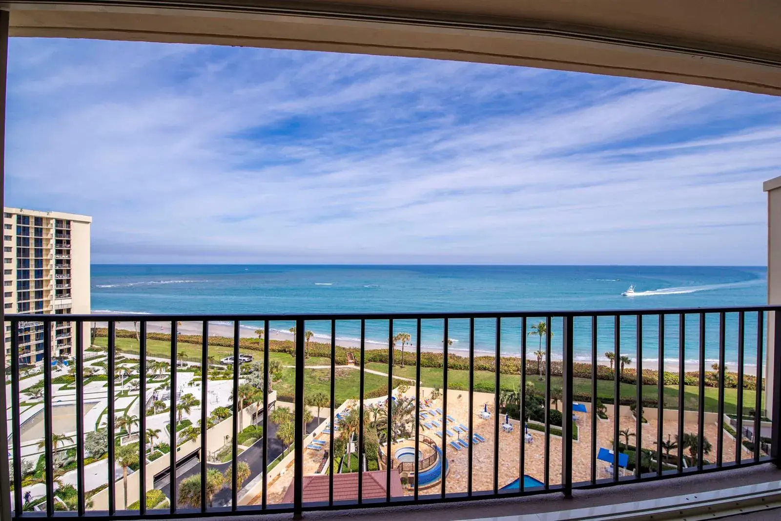 100 Ocean Trail Way # 1008, Jupiter FL 33477