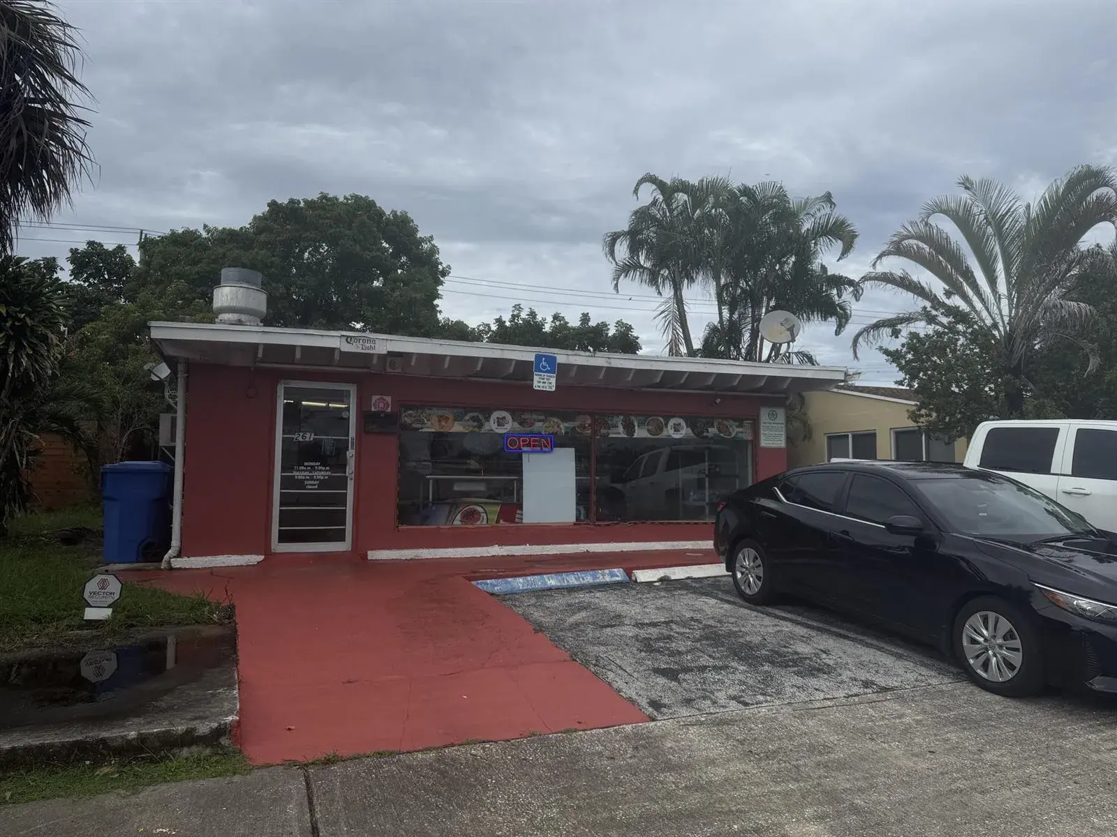 261 E COMMERCIAL Boulevard, Oakland Park FL 33334