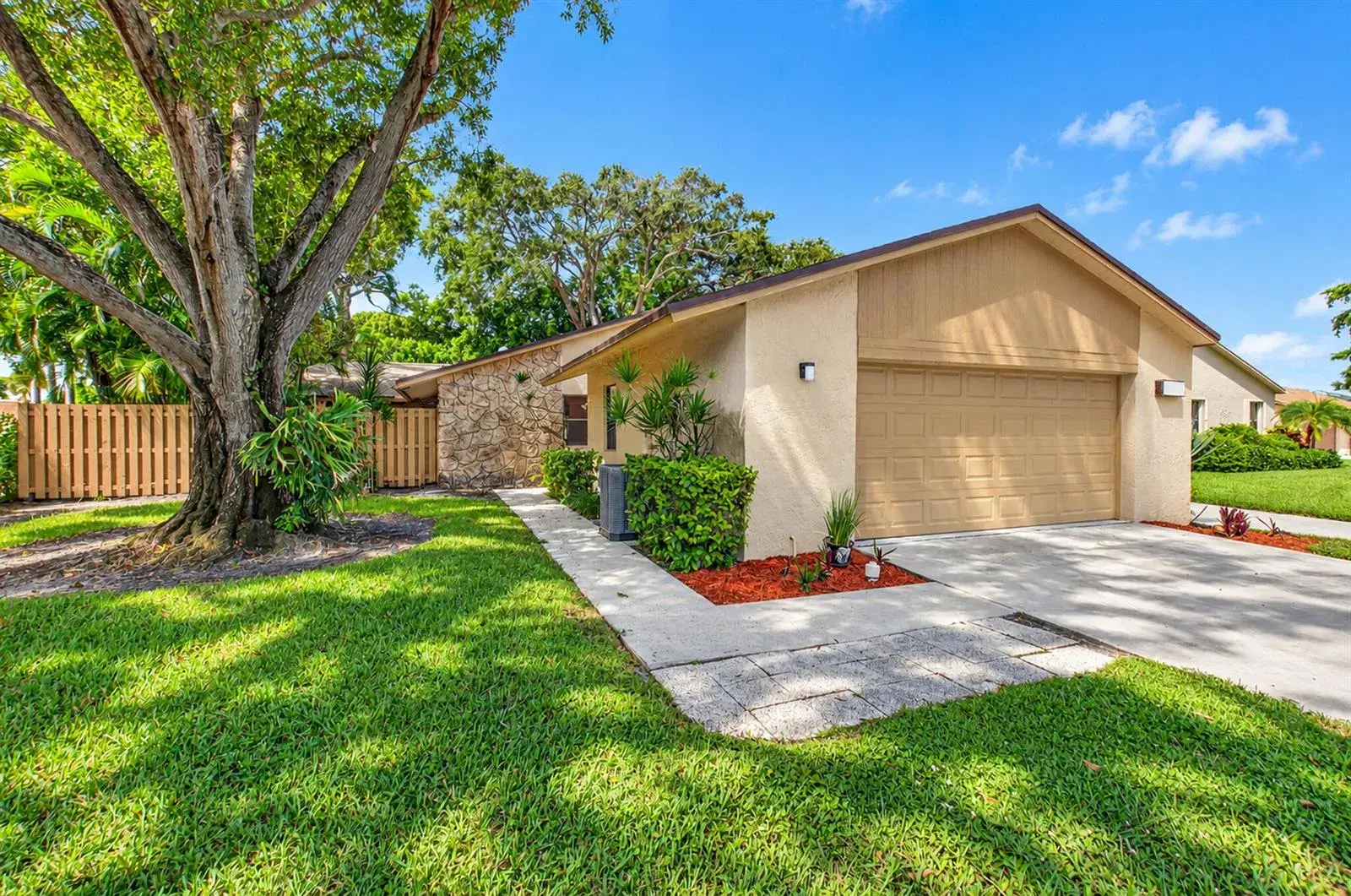 772 NW 25th Avenue, Delray Beach FL 33445
