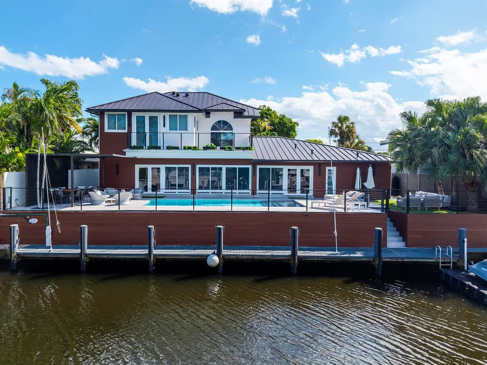 11 Castle Harbor Isle Drive, Fort Lauderdale FL 33308