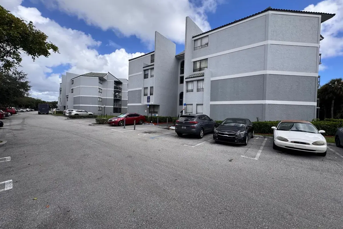 1720 N CONGRESS Avenue # 201, West Palm Beach FL 33401