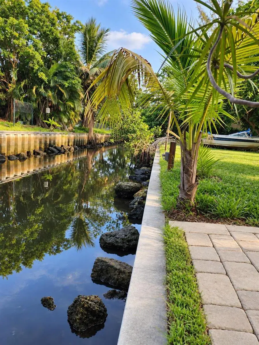 1872 SW 29TH Avenue, Fort Lauderdale FL 33312