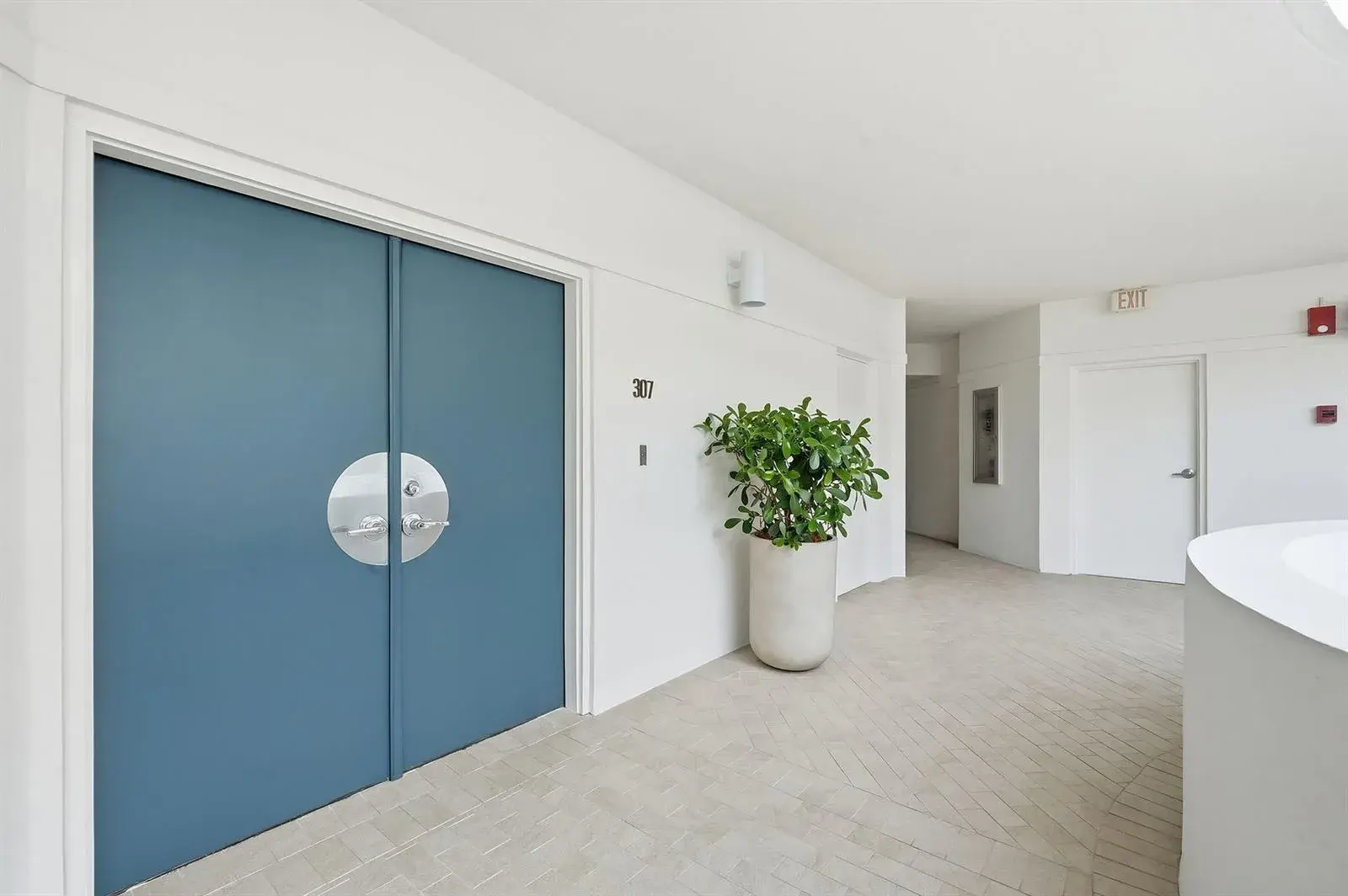 2000 S OCEAN Boulevard # 307N, Palm Beach FL 33480
