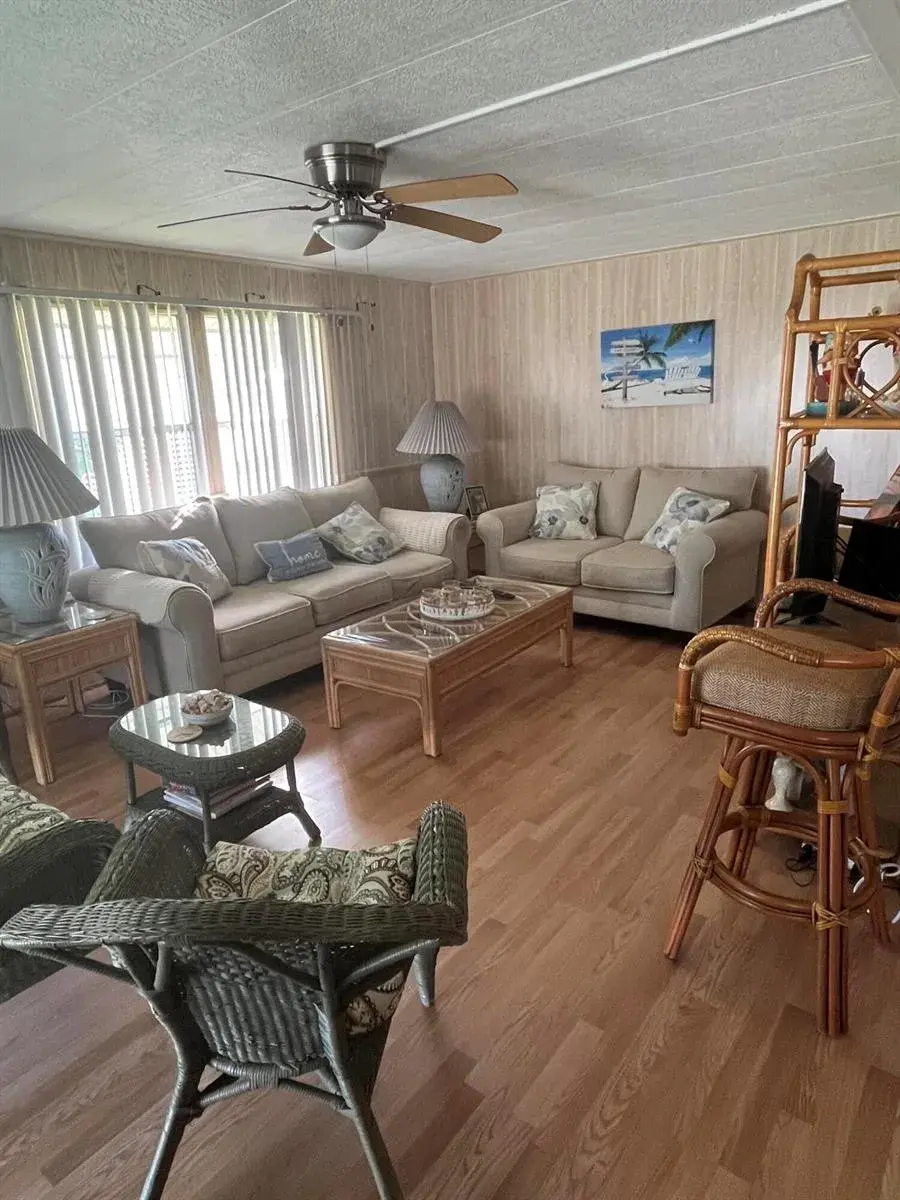 97 N Warner Drive, Jensen Beach FL 34957