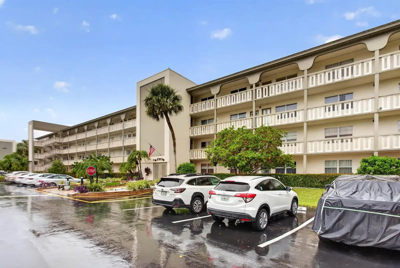 2901 Victoria Circle # D4, Coconut Creek FL 33066 photo 2