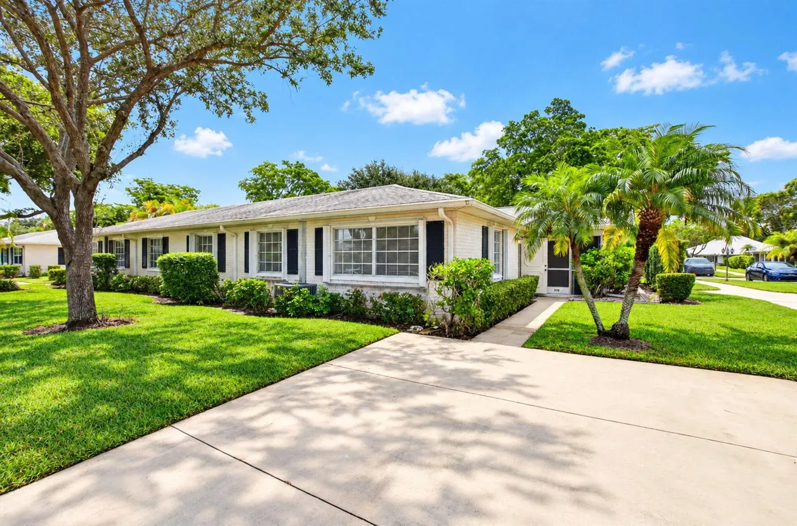 10128 S 44th Drive # 370, Boynton Beach FL 33436