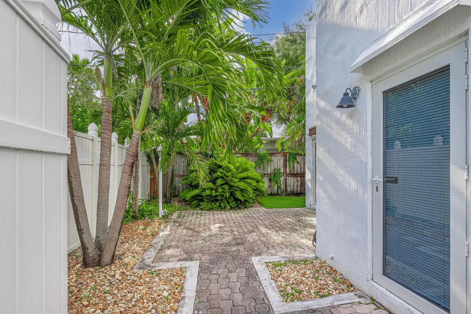 110 NE 16th Terrace # 3, Fort Lauderdale FL 33301