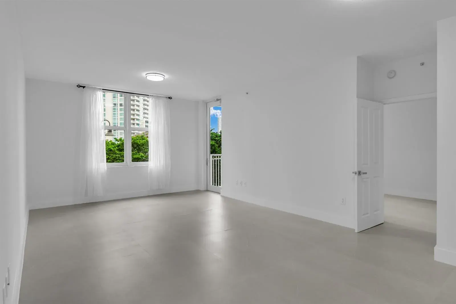 511 SE 5th Avenue # 703, Fort Lauderdale FL 33301