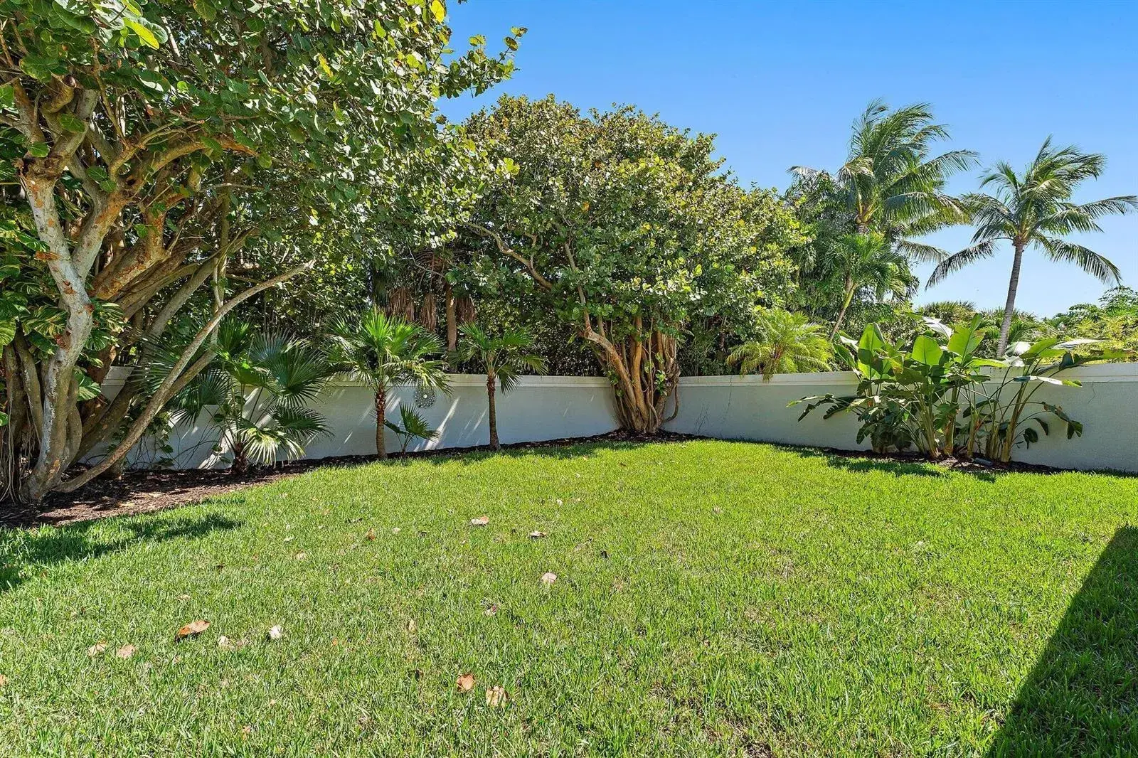 139 SAND PINE Drive, Jupiter FL 33477