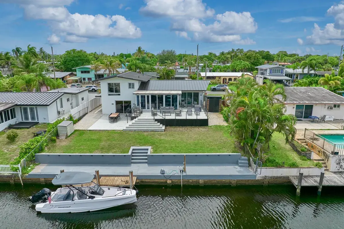 2426 Key Largo Lane, Fort Lauderdale FL 33312