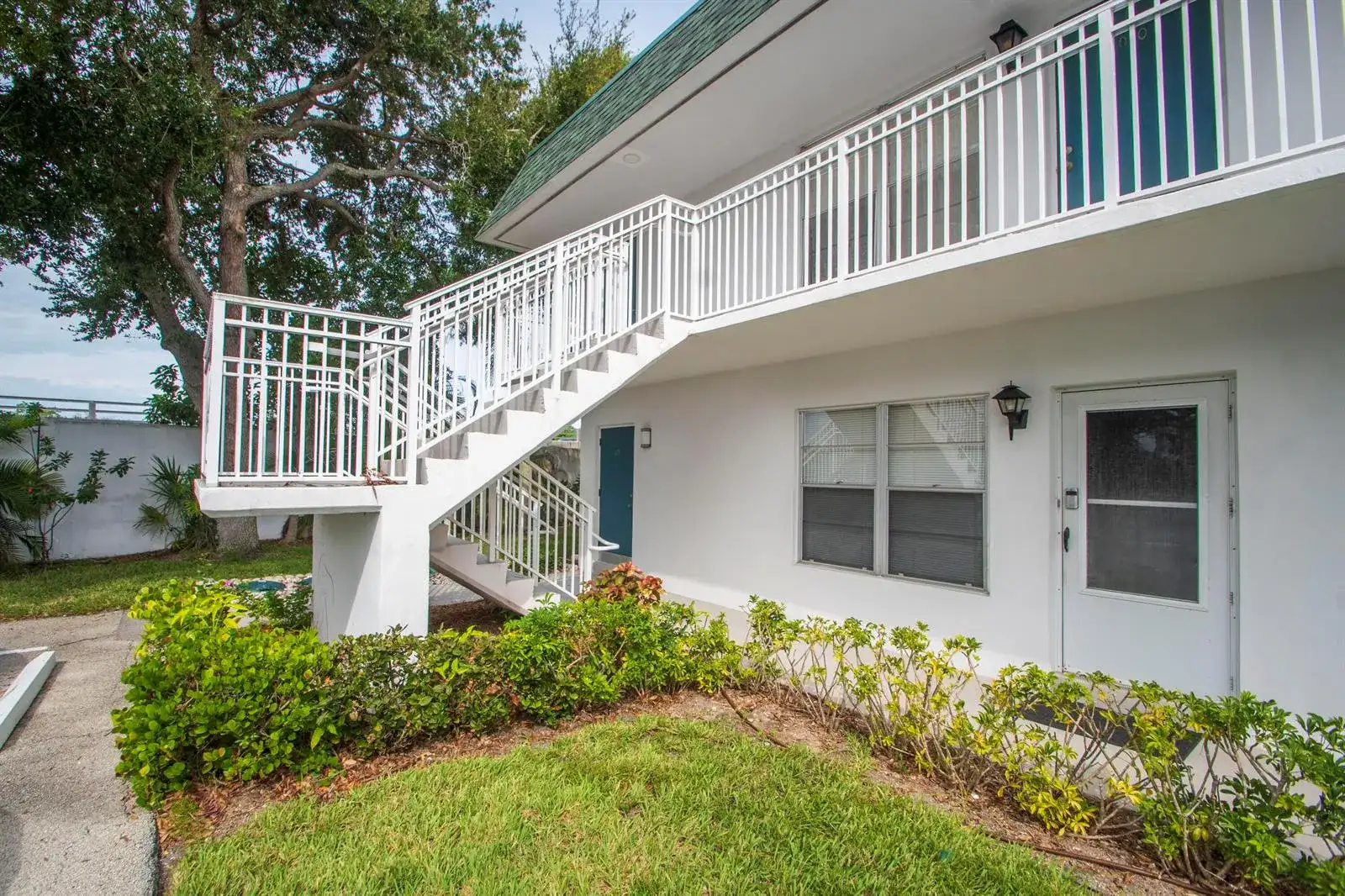 2800 Indian River Boulevard # 5, Vero Beach FL 32960 photo 4
