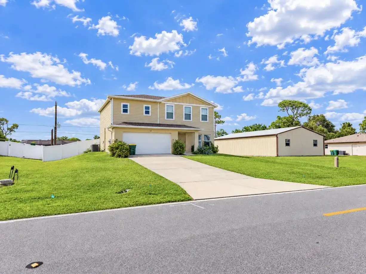 520 W TARPON Boulevard NW, Port Charlotte FL 33952 photo 3