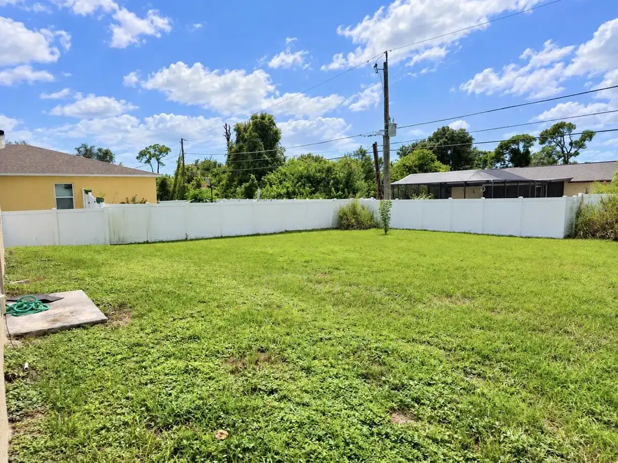 520 W TARPON Boulevard NW, Port Charlotte FL 33952 photo 4