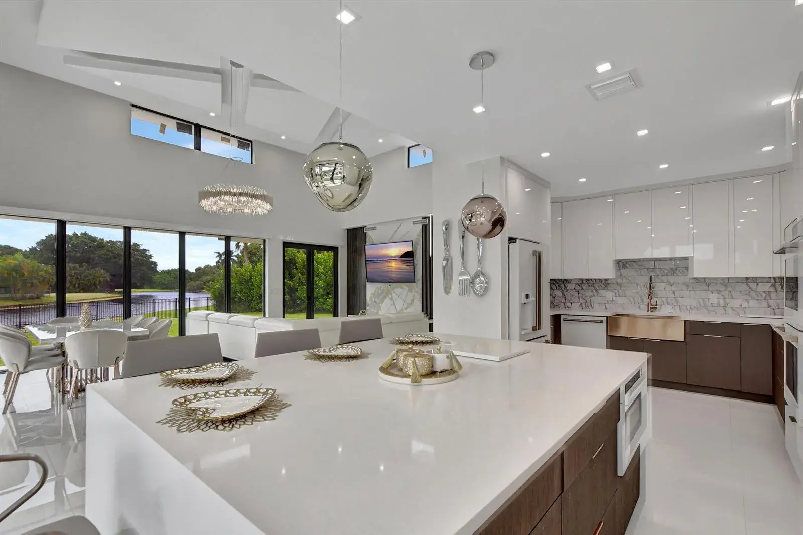 10385 Avenida Del Rio, Delray Beach FL 33446