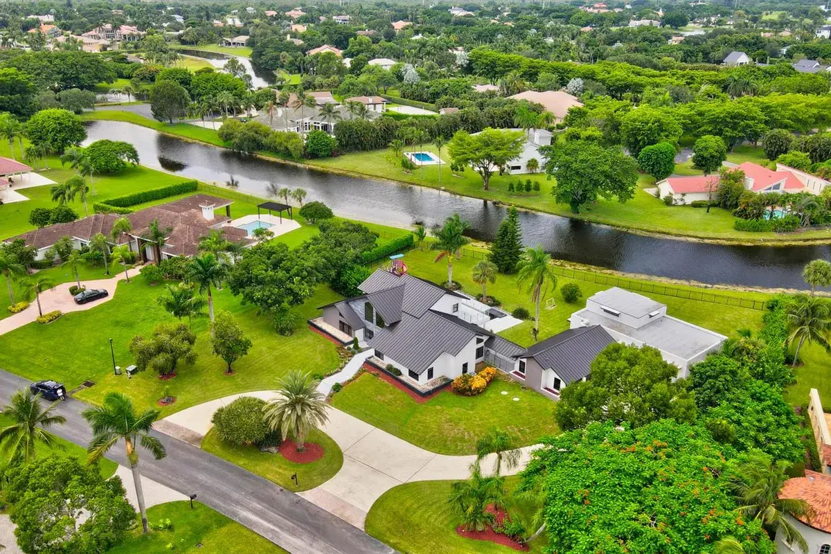 10385 Avenida Del Rio, Delray Beach FL 33446