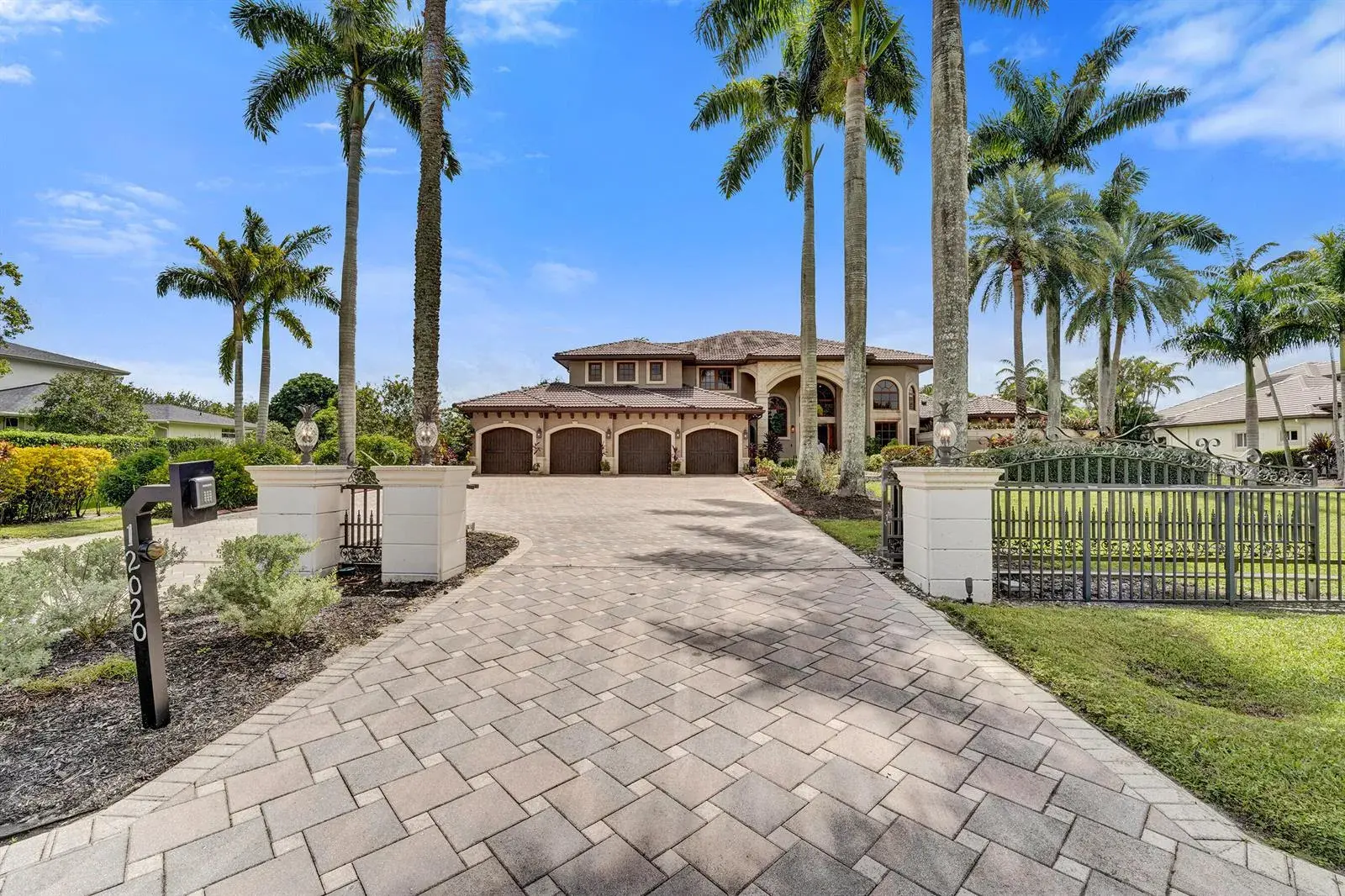 12020 NW 12th Street, Plantation FL 33323