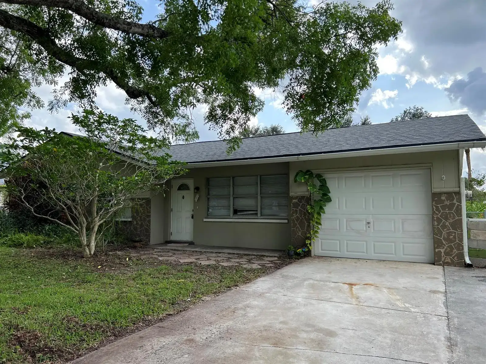 1591 SUNKIST Way, Fort Myers FL 33905 photo 2