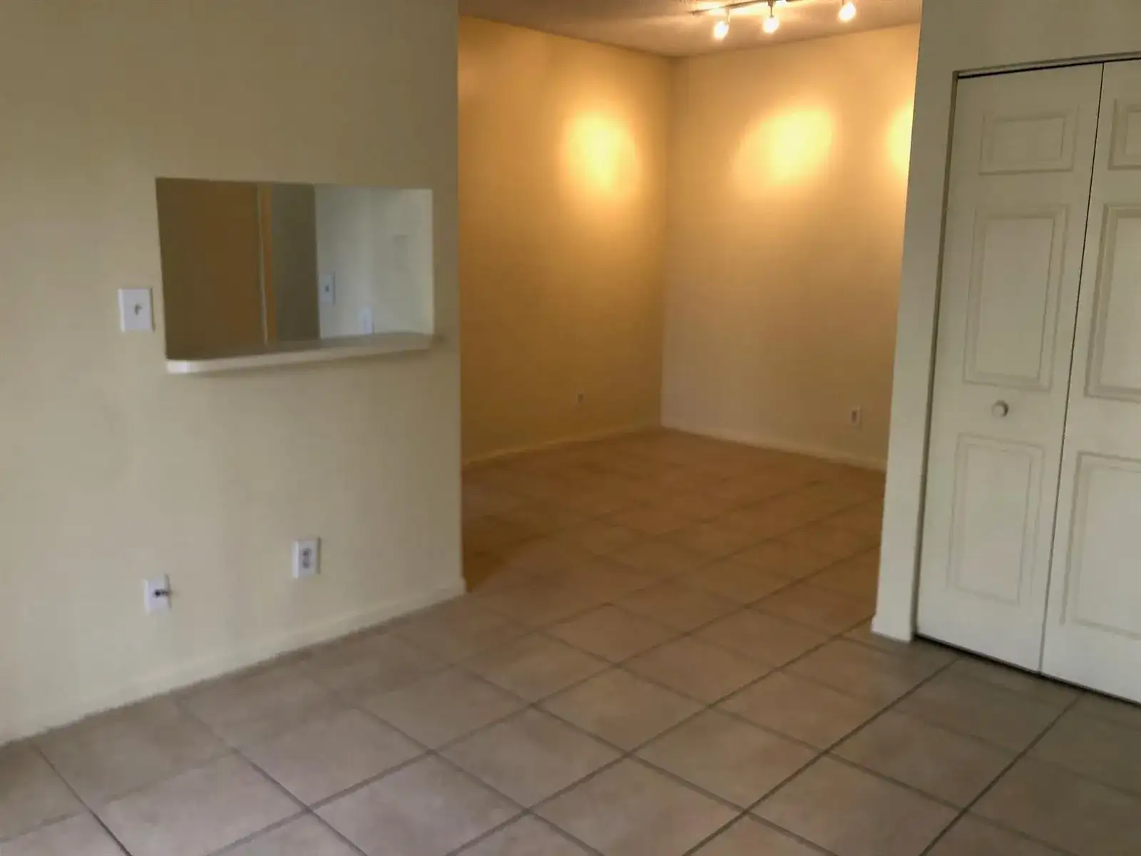 601 CYPRESS LAKE Boulevard # G14, Deerfield Beach FL 33064 photo 3
