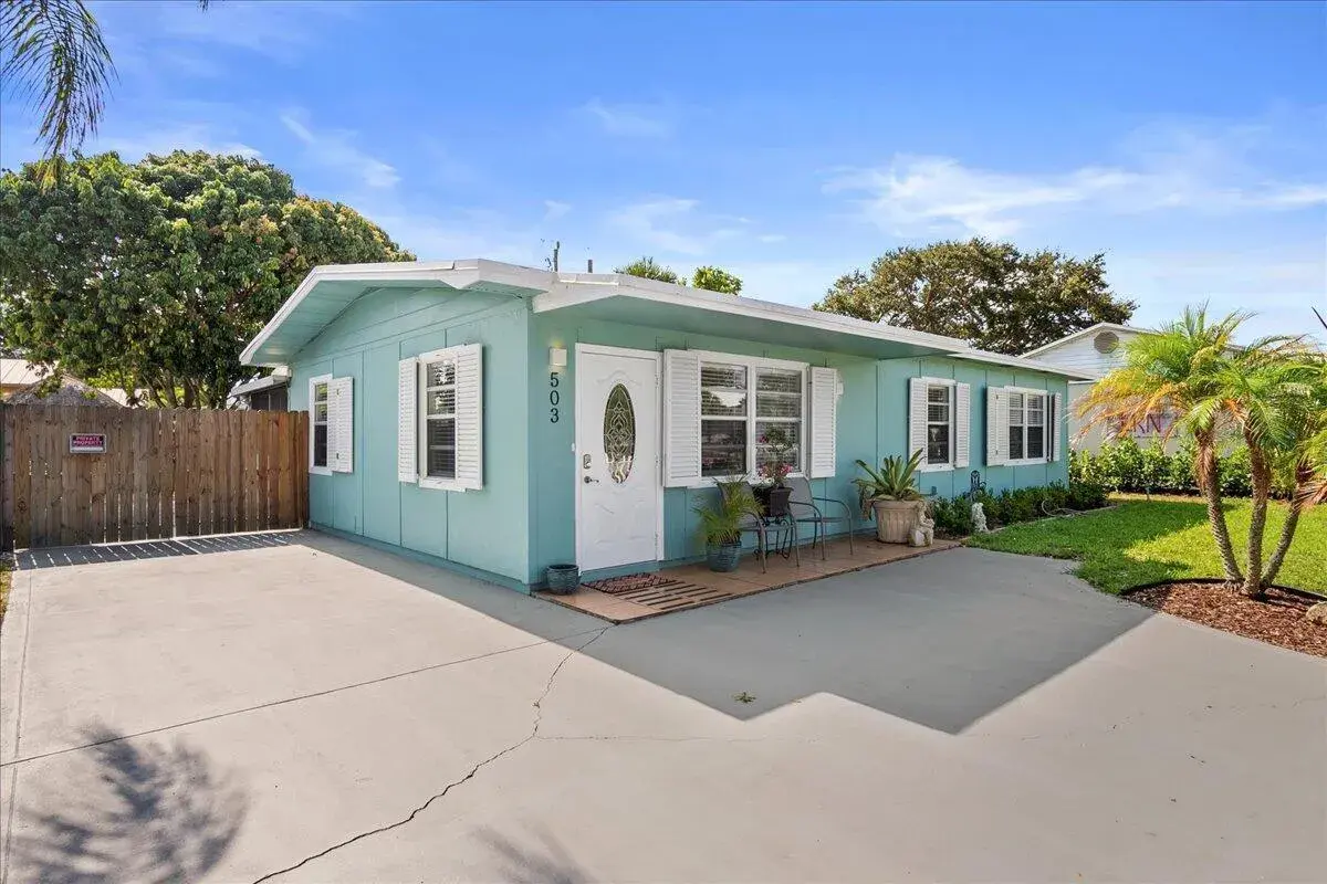 503 N PENNOCK Lane, Jupiter FL 33458
