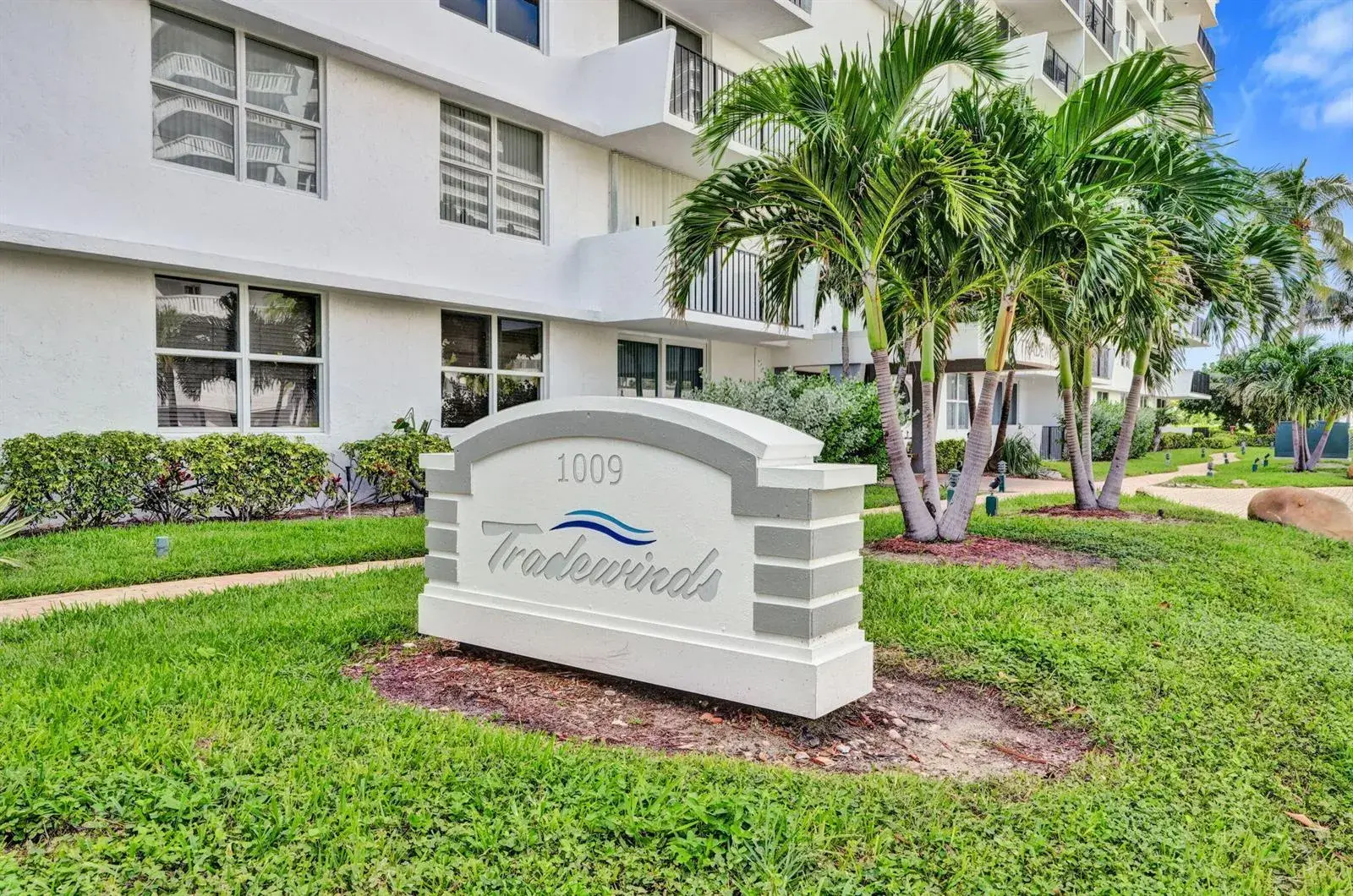 1009 N Ocean Boulevard # 207, Pompano Beach FL 33062