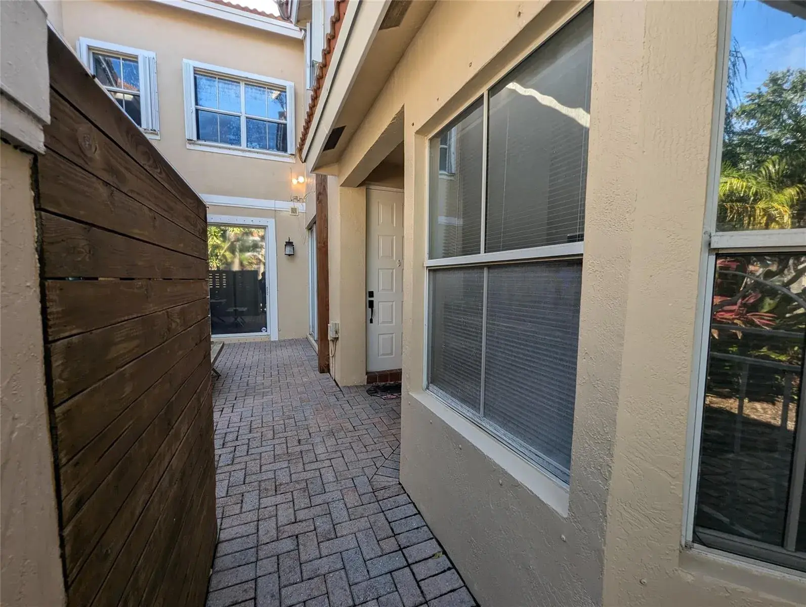 1770 YELLOWHEART Way, Hollywood FL 33019