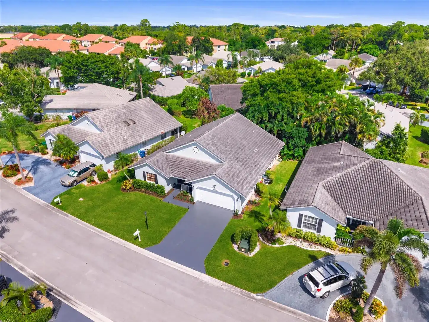 5309 Pine Circle, Coral Springs FL 33067