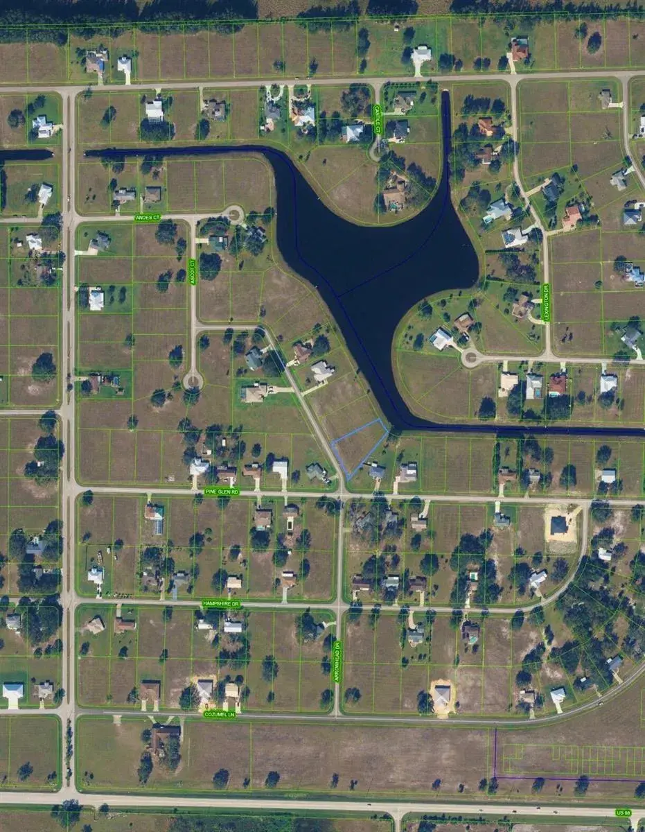 300 ARROWHEAD Drive, Sebring FL 33876