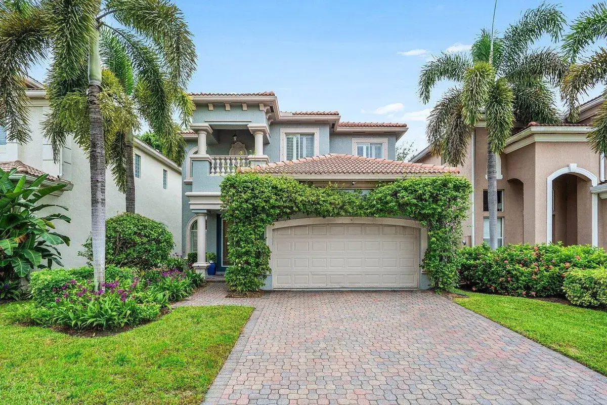 10 Country Lake Trail, Boynton Beach FL 33436