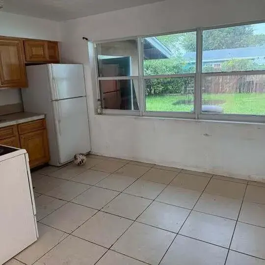 6205 RODMAN Street, Hollywood FL 33023