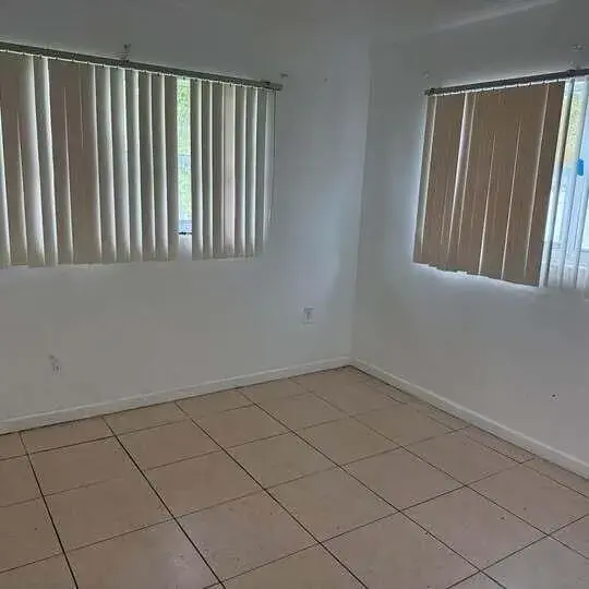 6205 RODMAN Street, Hollywood FL 33023
