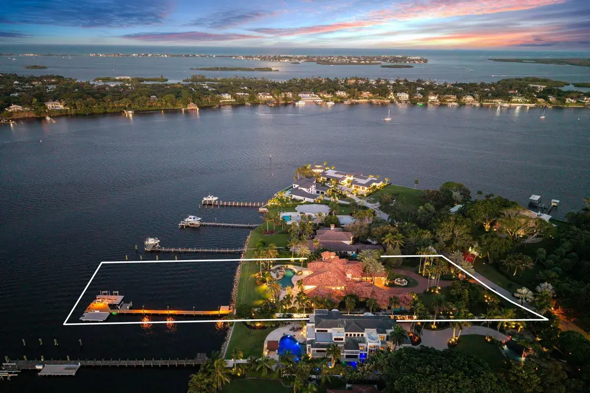 4089 SE OLD SAINT LUCIE Boulevard, Stuart FL 34996