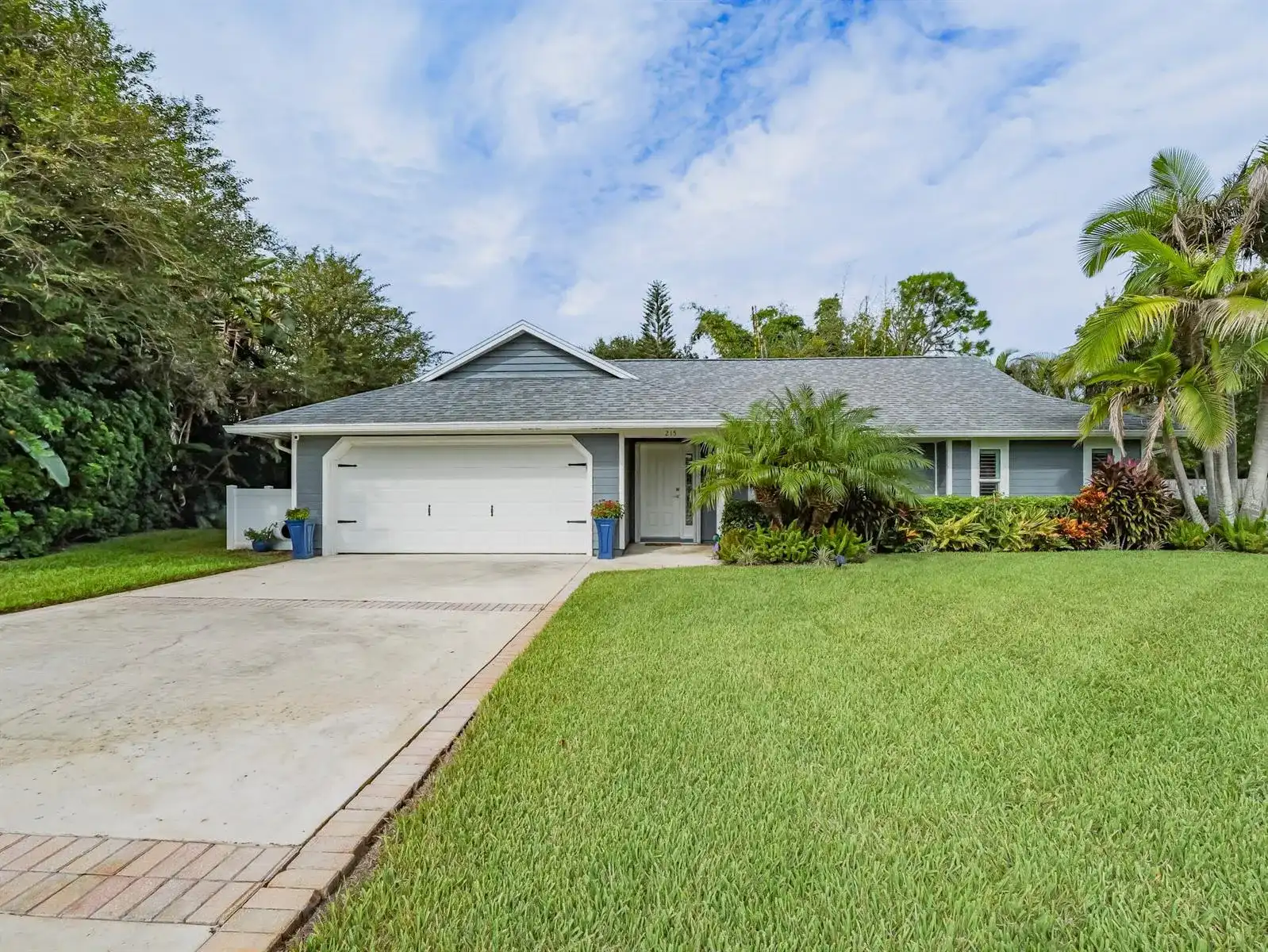 215 8TH Terrace, Vero Beach FL 32962