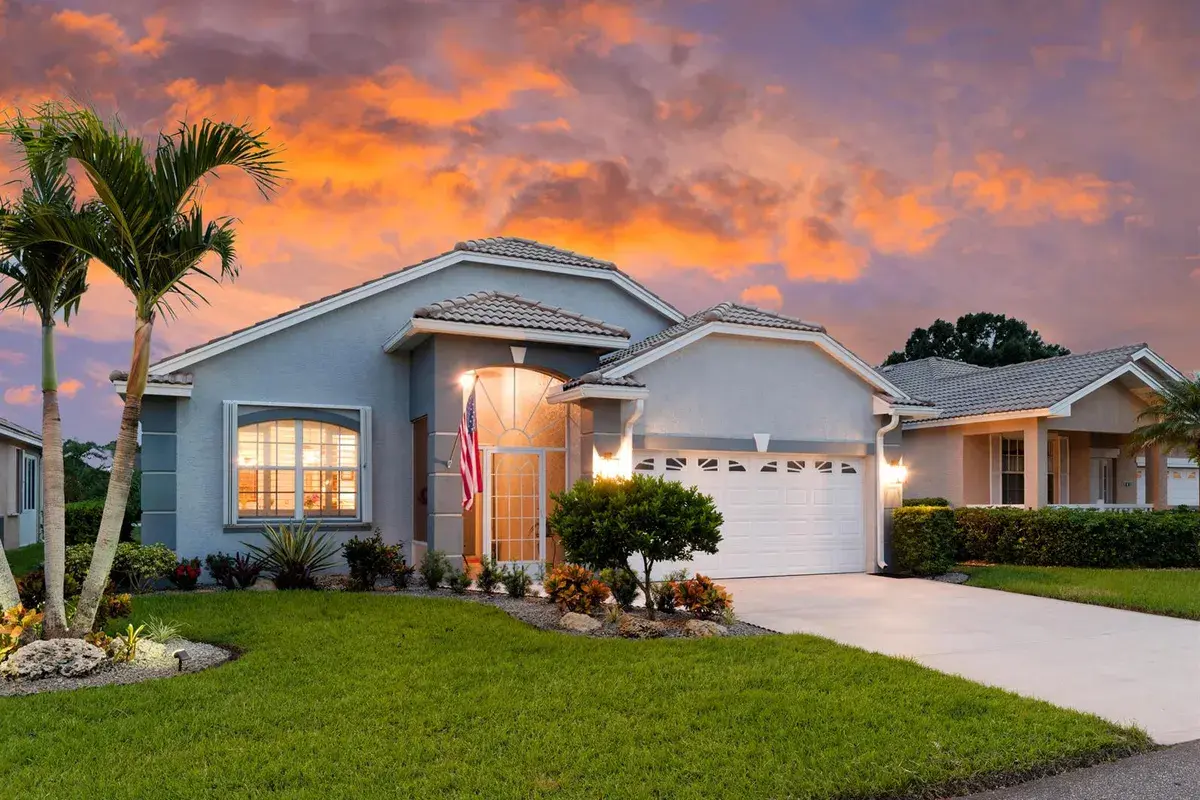 908 NW Sarria Court, Port St. Lucie FL 34986