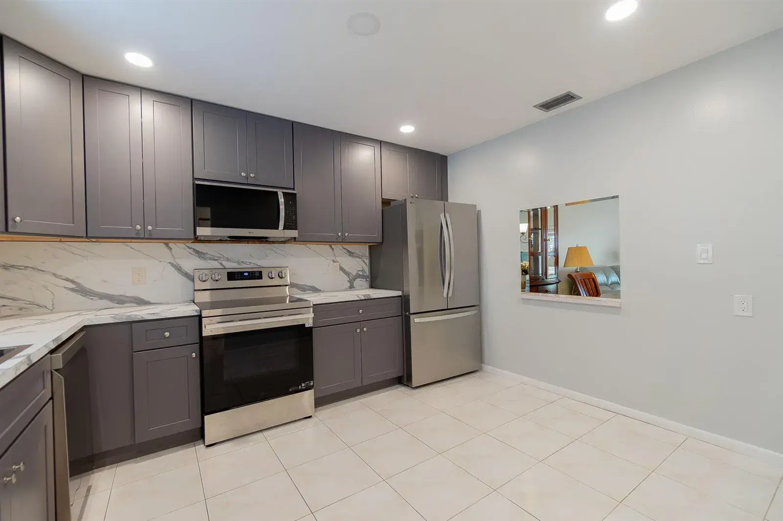 903 Worcester Lane, Lake Worth FL 33467