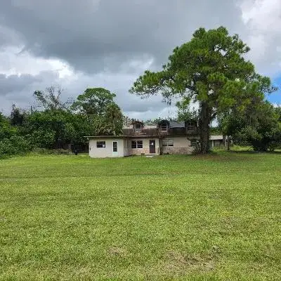7900 8th Street, Vero Beach FL 32968 photo 2